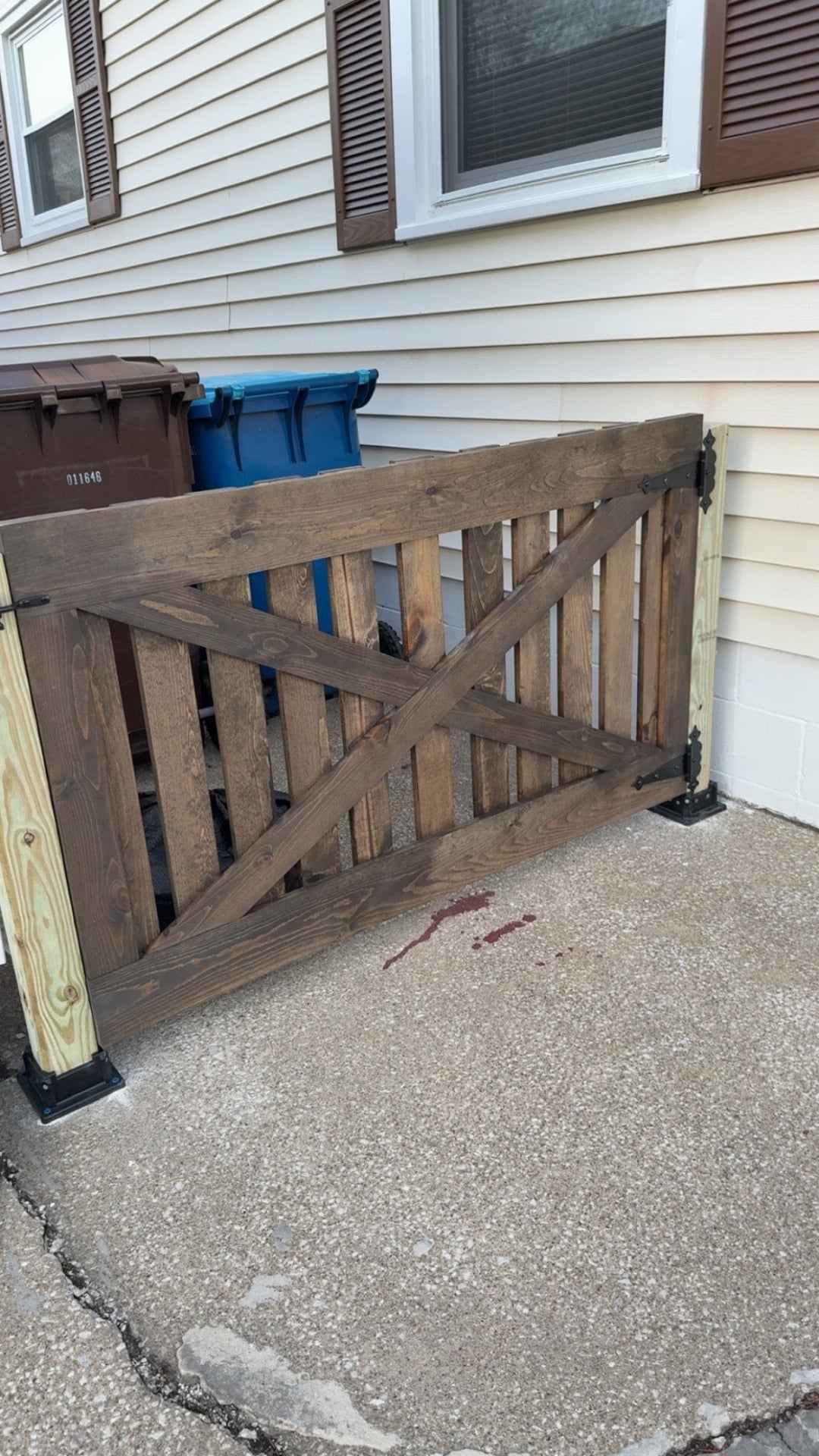 ANY SIZE Baby &amp; Dog Gate – Custom Handcrafted Wooden Safety Gate - Stumps Custom Wood