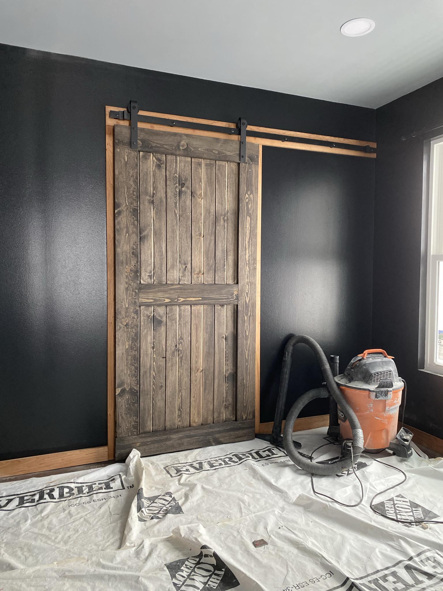 custom rustic sliding door: Custom Rustic Sliding Door Fully Assembled - Stumps Custom Wood