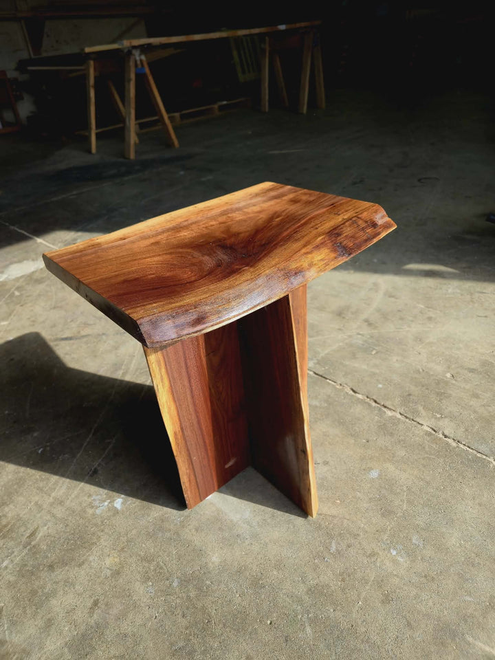 Live Edge Walnut Dining Table: Modern Furniture - Stumps Custom Wood